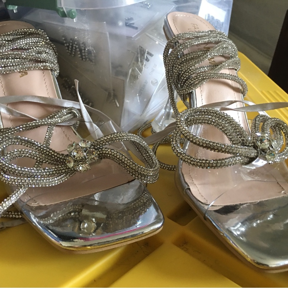 Elegant Silver Strappy Women's Sandals